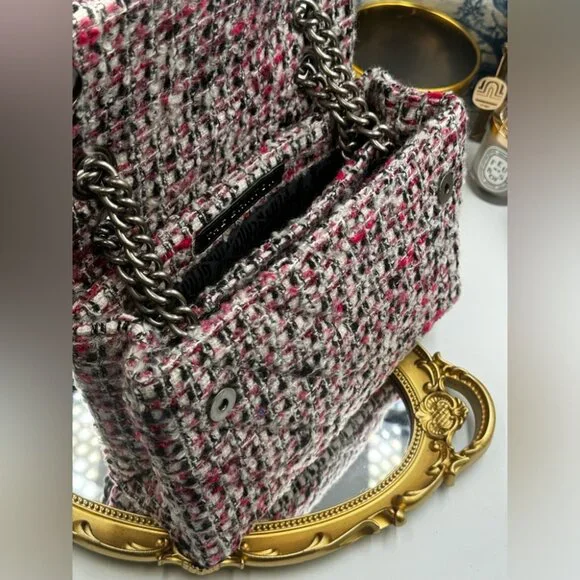 🆕 KURT GEIGER LONDON 🧿 NWOT Tweed Crossbody Bag, Pink & Black Tweed - Picture 6 of 15